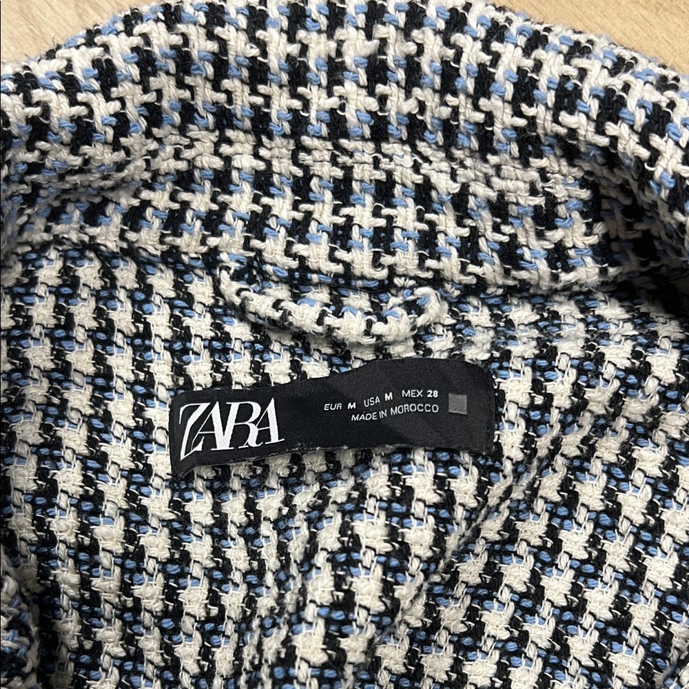 Zara Black and White Houndstooth Jacket - Picture 2 of 3